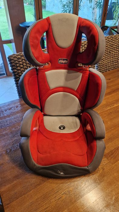 Кош за новоредено Chicco и столче за кола Chicco