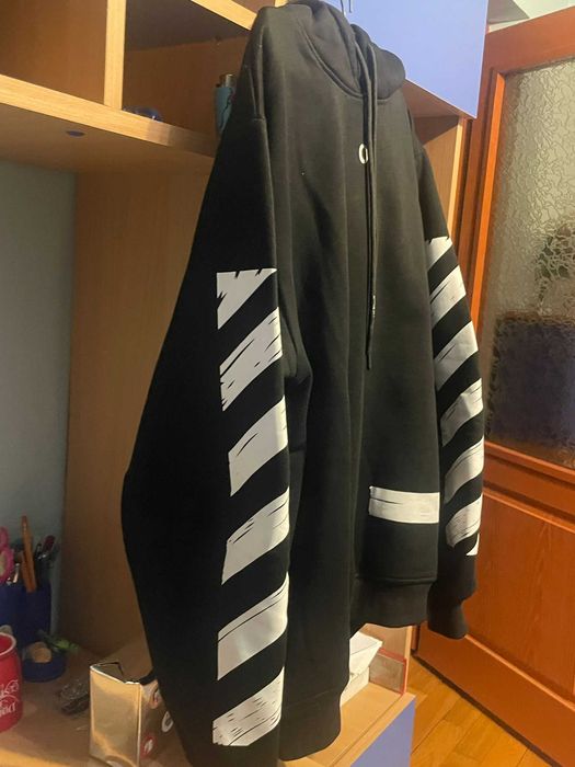 Hanorac Off White OW, nou, cu etichete, marimea M-L