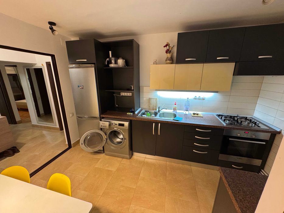 Inchiriat Apartament 3 camere | Plopilor | Prima închiriere | Parcare