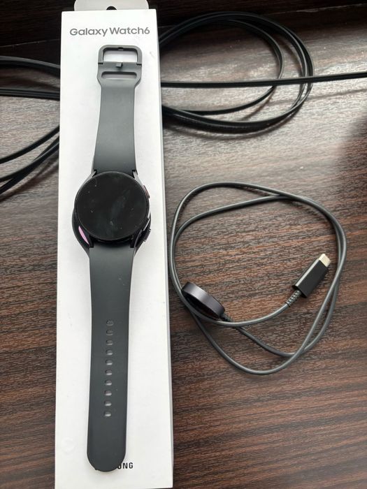 Продам Samsung Galaxy Watch 6
