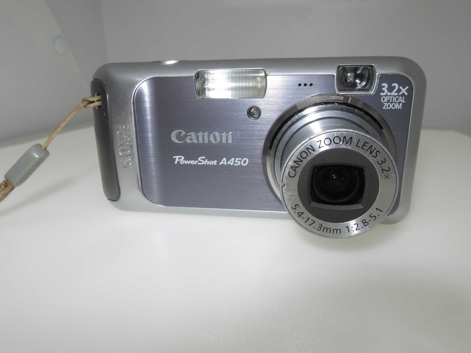 Canon PowerShot A450 компакен цифров фотоапарат, дигитална камера, в чудесно състояние - работи отлично!