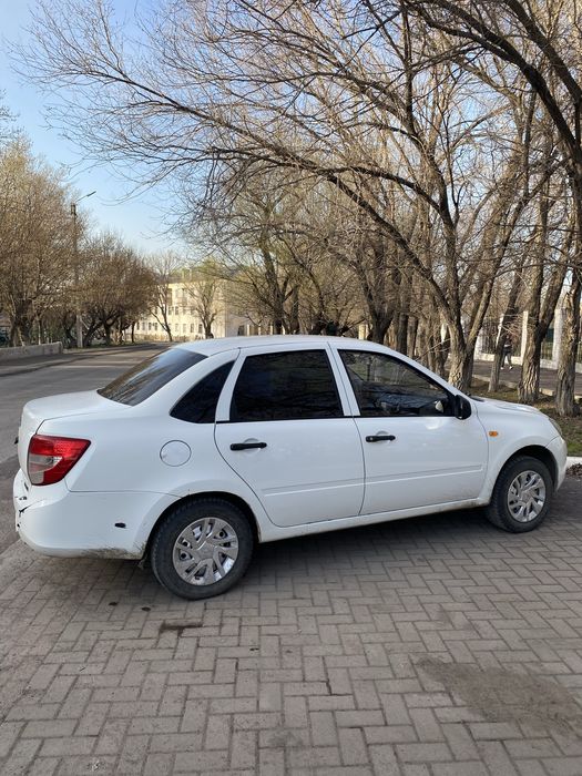 Продам машину на ходу