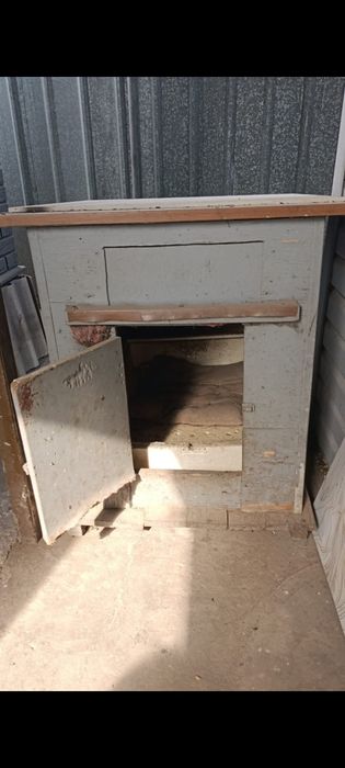 Отдам даром будку самовывоз