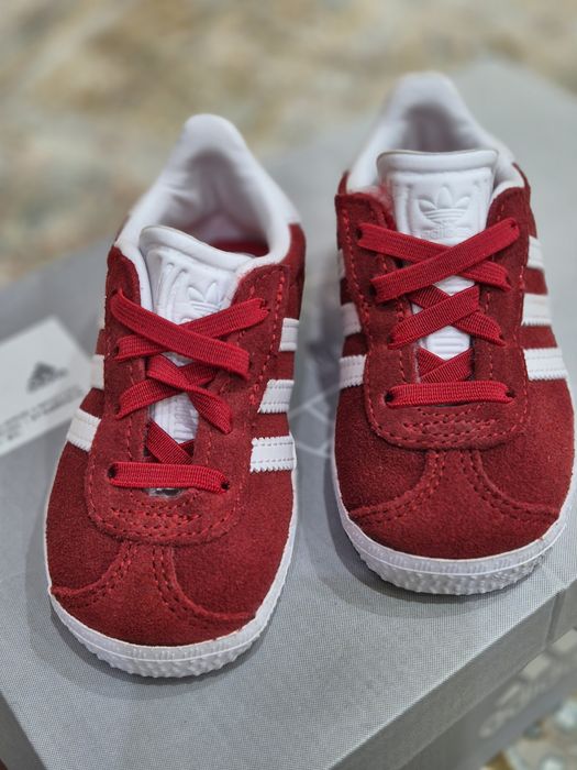 Детские кроссовки Adidas