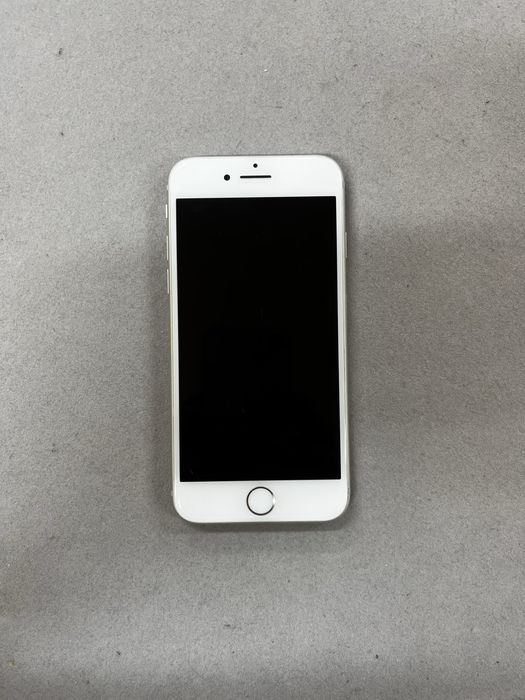 iphone 8 64GB коробка есть