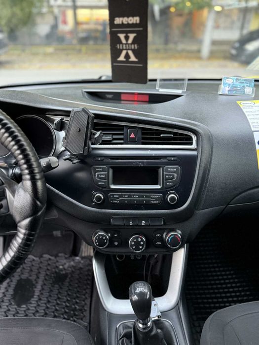 Такси под аренда към аренра