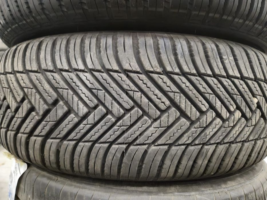 4 anvelope All Season Hankook 215 60 17 aproape noi// DOT 2024