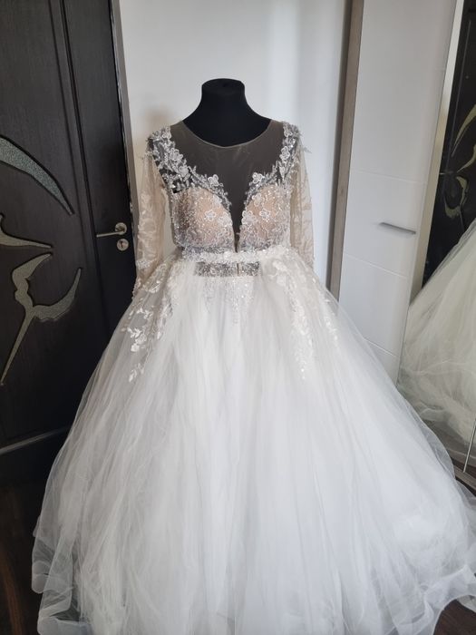 Rochie de mireasă 2 în 1 + voal+ crinolina+diadema +trena+ husa
