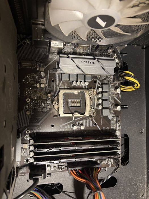 Материнская плата Gigabyte B560 HD3 (LGA