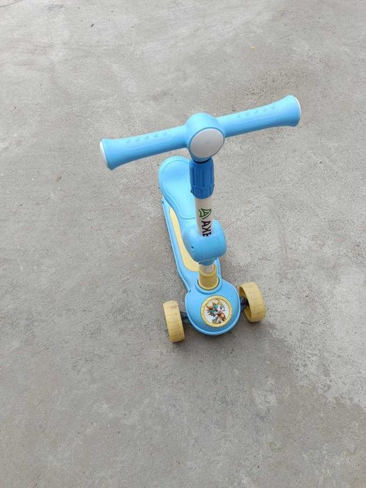 Самокат, в отличном состоянии, причина продажи переезд