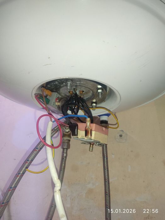 Продам Аристон  50л