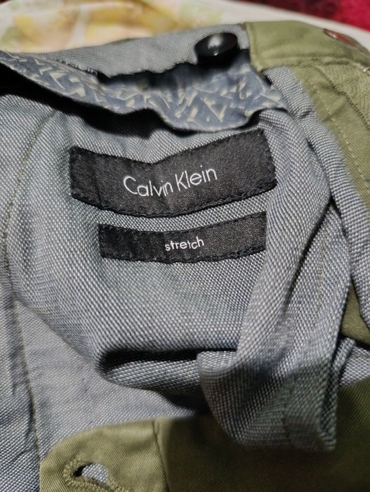 Chino Calvin Klein ,mărimea 46