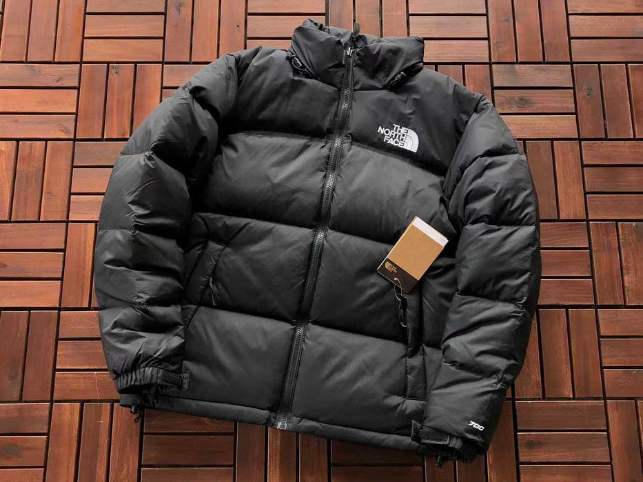 Geci The Northface Nuptse 700 // Premium // 2026