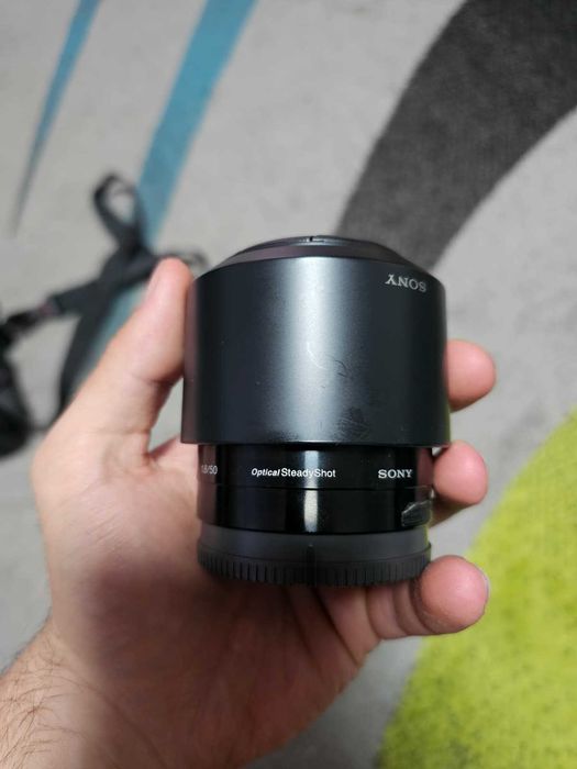 Obiective sony E Sony E 50mm f/1.8 OSS
