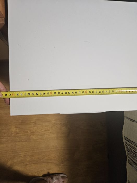 Шкафче чисто ново !