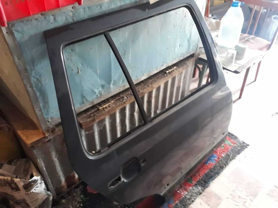 Дверь правая гольф 3 универсал