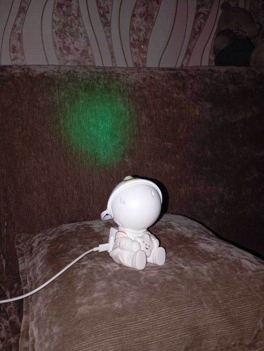 ночник светильник космонавт