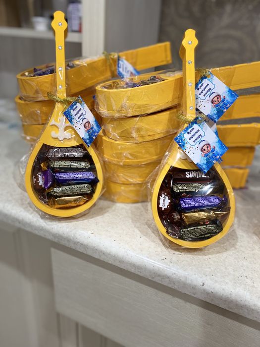 Домбыра тойбастар