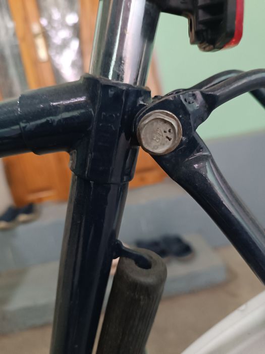 Velosoped ural 1983 yil veligi sotiladi