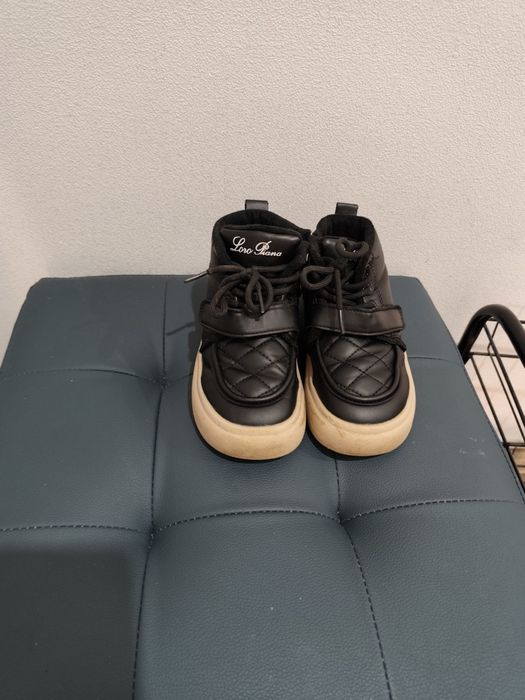 Продам кроссовки детские