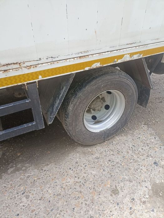 Isuzu sotiladi 2015