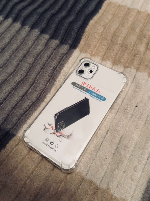 Чехлы на айфон 11,13 прозрачные