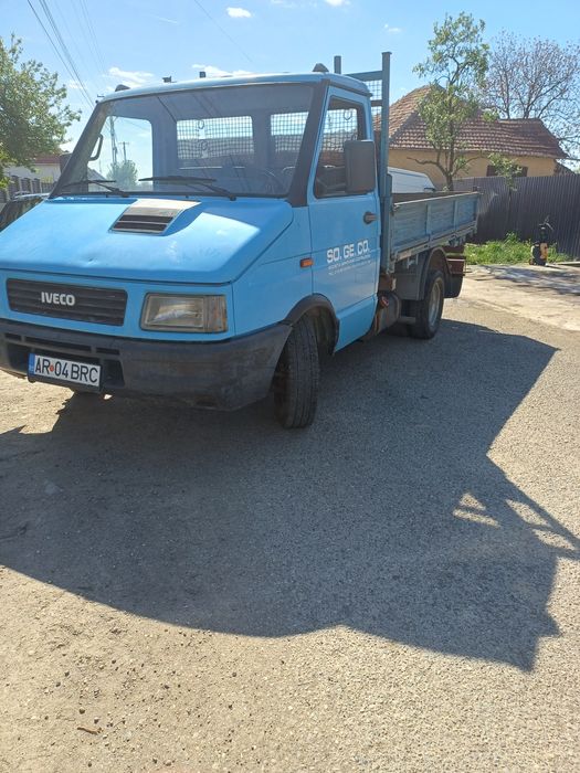 Vând iveco daily