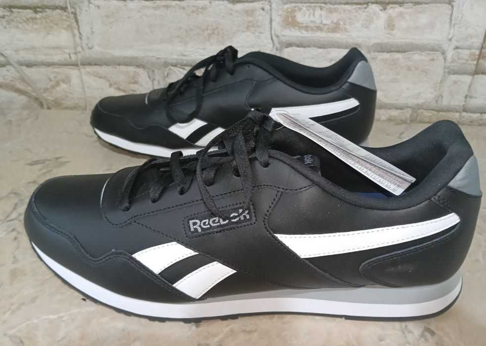 Reebok numărul 48-49