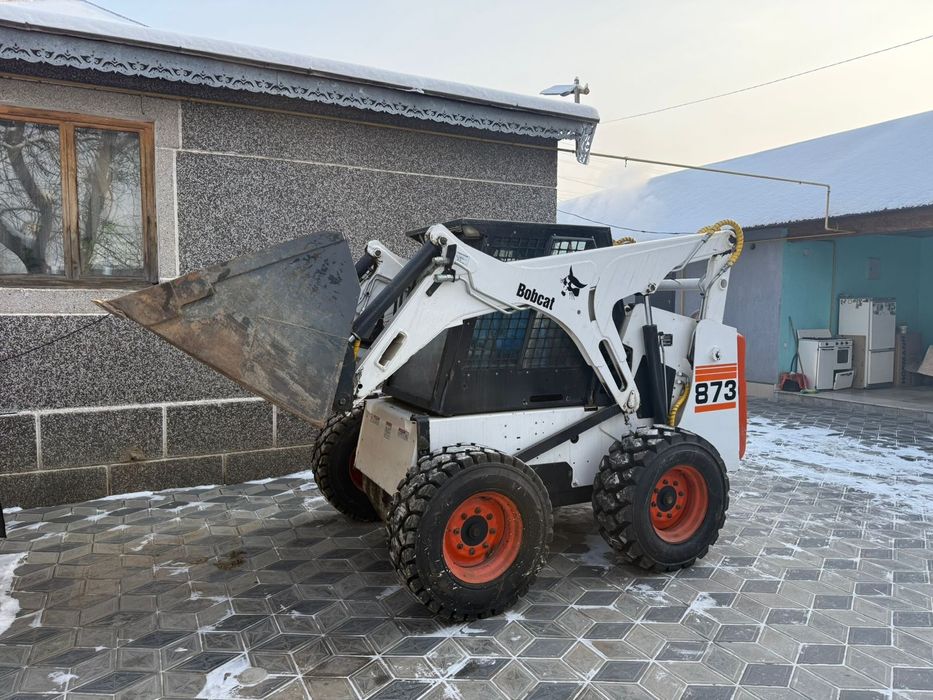 Услуги мини погрузчика (Bobcat)