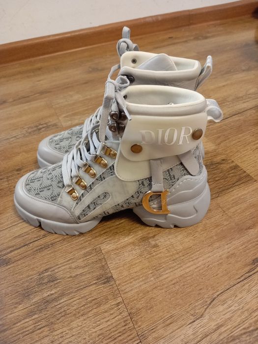 Ghete dama christian dior