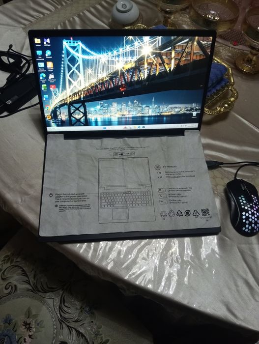 Срочно!!!Noutbuk Lenovo 8/512GB R5