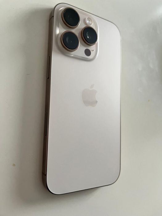 Iphone 16 pro 256gb desert titanium