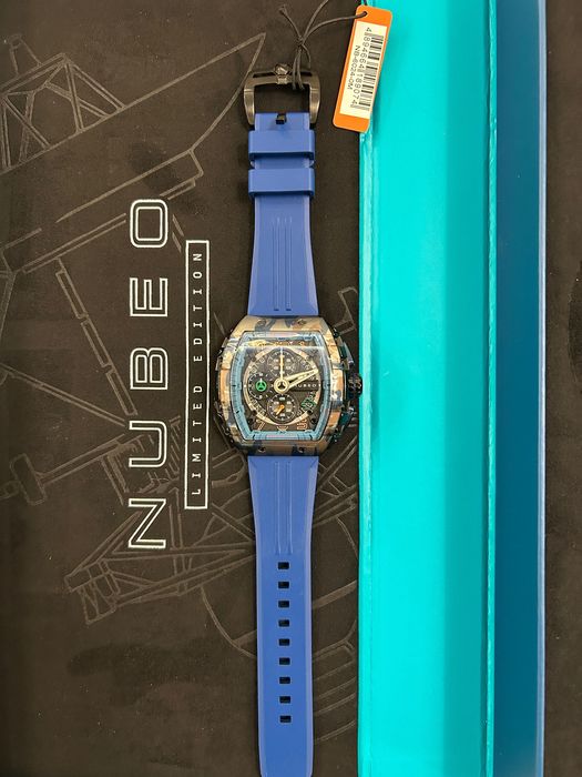 Часовник Nubeo Magelan