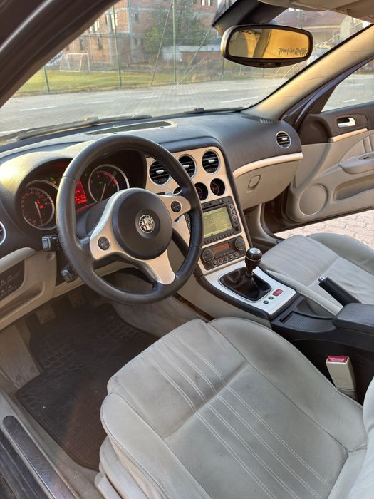 Alfa Romeo 159 2005 diesel, 3.007 € — imagine 5