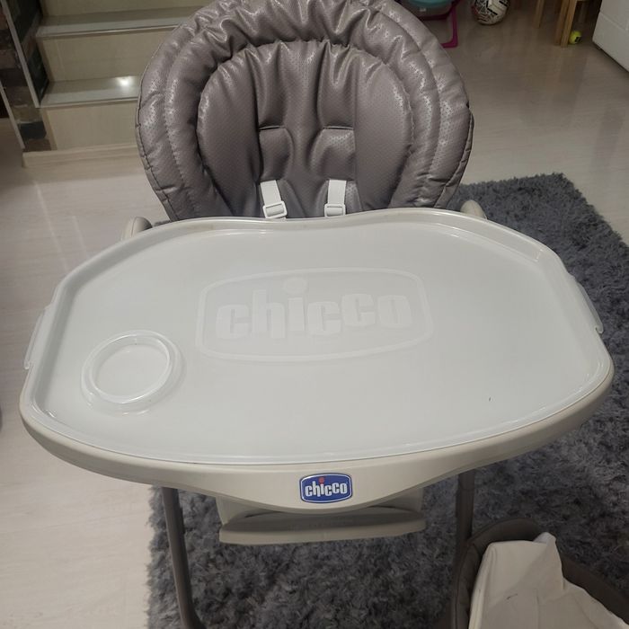 Masuta de mancat chicco  pentru bebelusi de la 6 luni