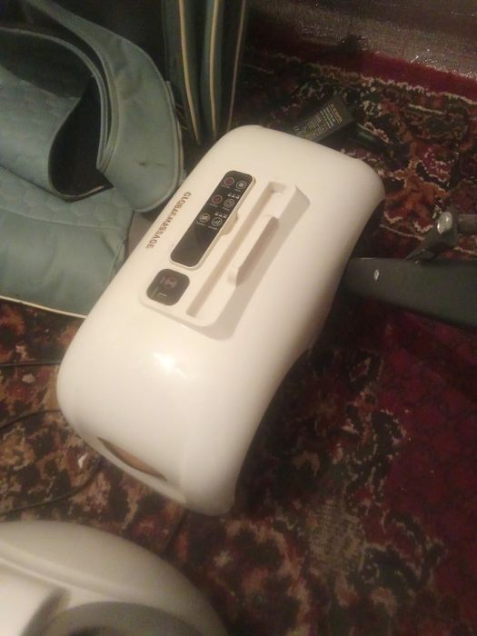 Массажный кресло в комплекте с