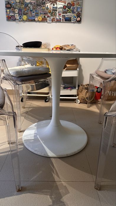 Vand masa alba rotunda ikea