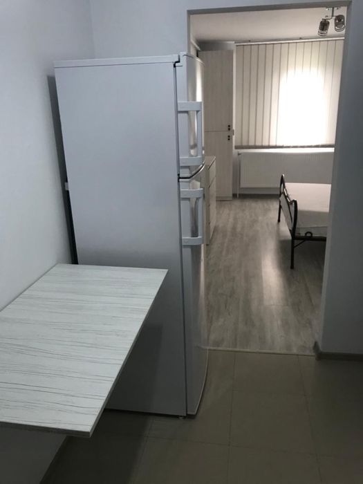 Vand garsoniera tiglina 1 bloc A6 etaj 1 renovata recent, dotată și utilată complet