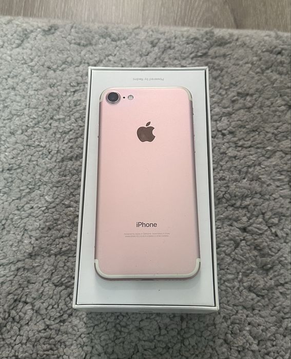 Iphone 7 «розовое золото»