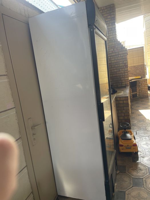 Продам холодильник