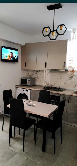 Inchiriez studio de lux zona Brazda lui Novac