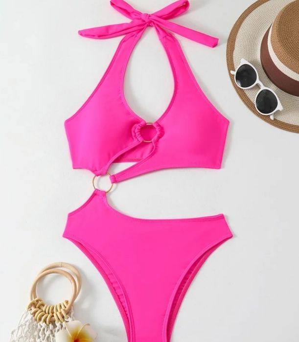 Стильный купальник,слитный с кольцами