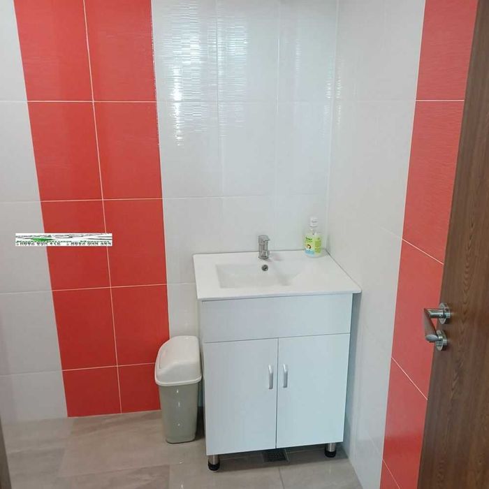 Дава се под наем Магазин в Пловдив, Христо Смирненски - 135 кв.м за 1275 € - Снимка #5