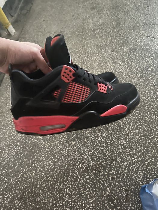 Jordan 4 Red thunder