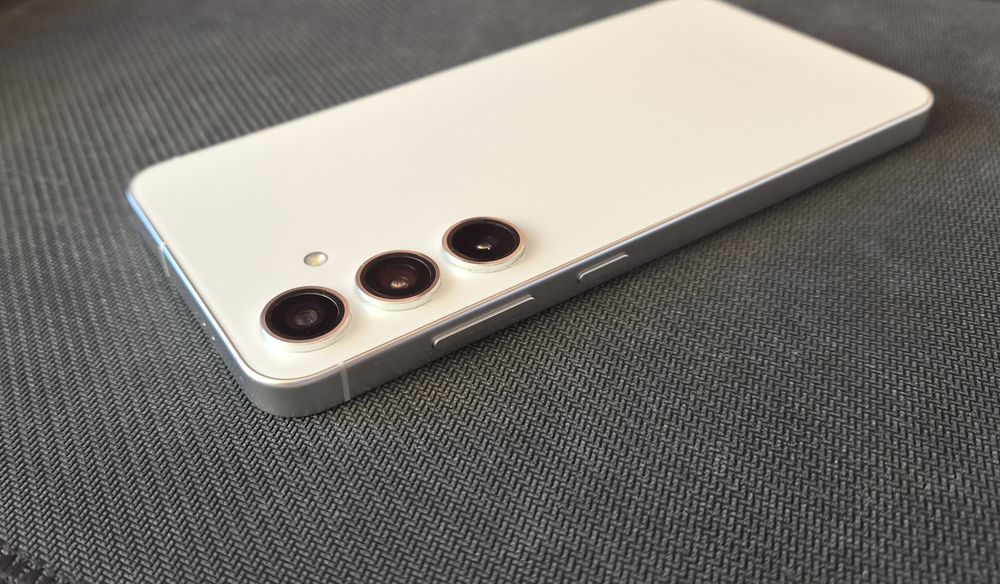 Samsung S24 plus 12/256 като нов