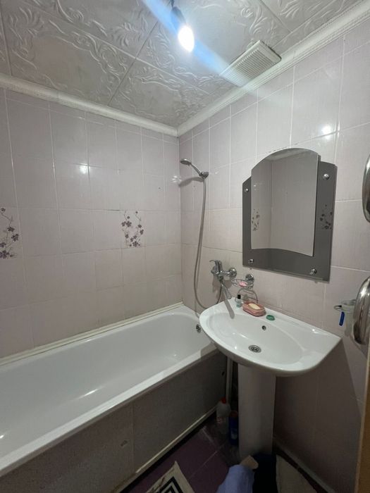 Продается 3 ком кв в 11 мкр