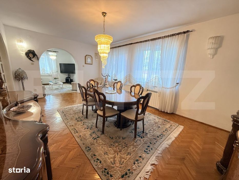 Casa premium, ultracentrala  cu piscina si 1249 mp teren.