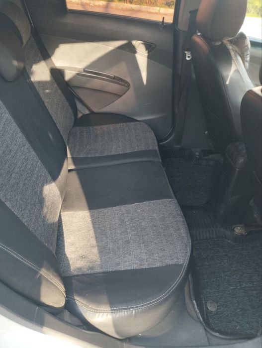 Spark 2015 yili probeg 245ming  1.25 kotta mator