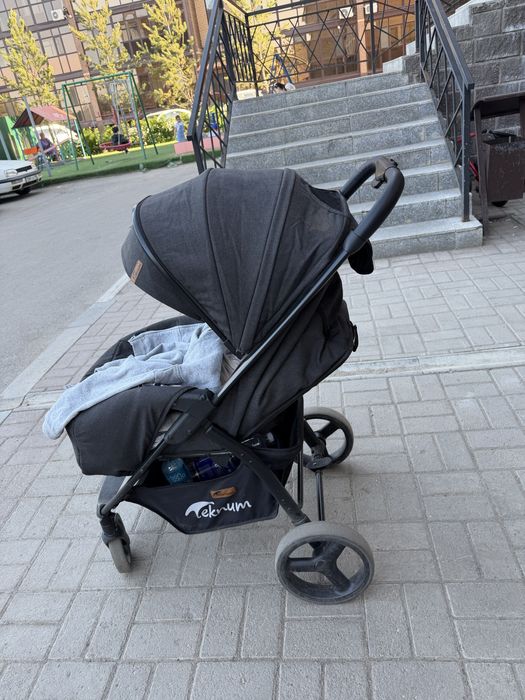 Продам коляски б/у в хорошем состоянии