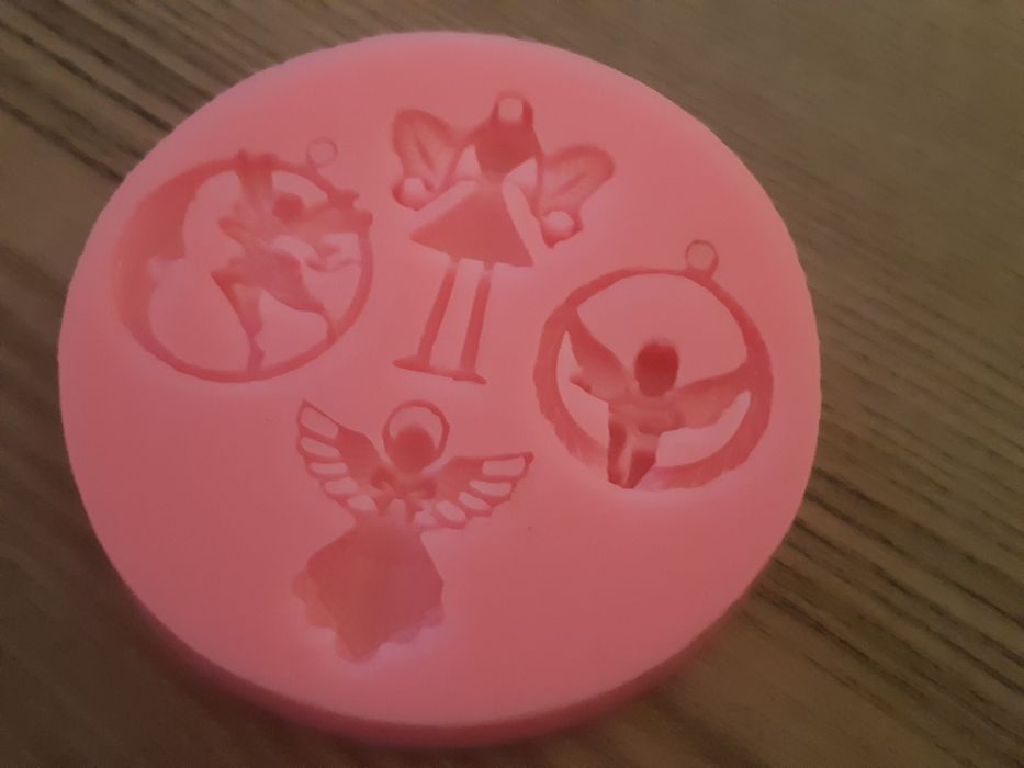 Молдове /Калъпи за фондан,глина ,смола и др. Накрайници  за пош